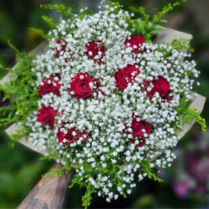 זר פרחים ורדים לאהבה נצחית